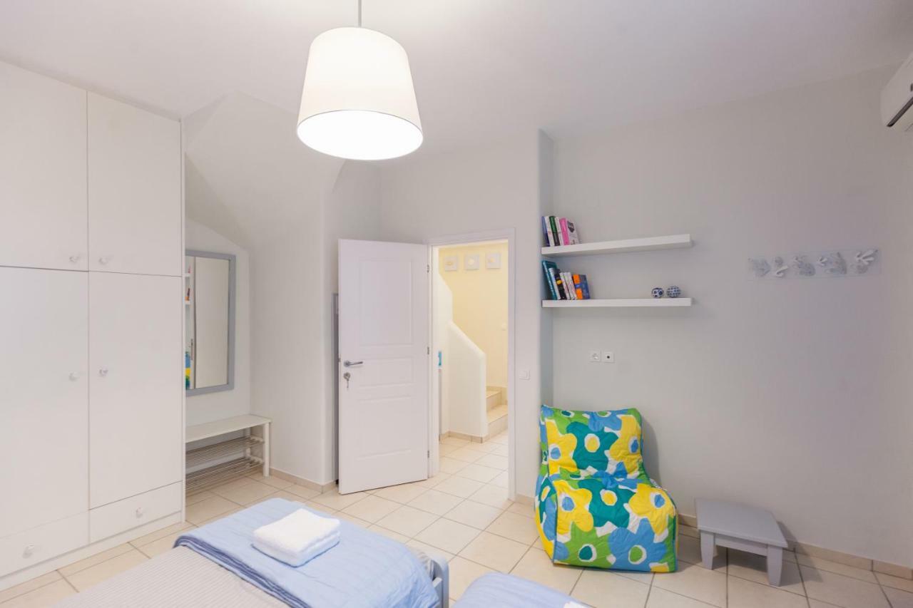 Just Blue With Amazing Sea Views In Piso Livadi 빌라 외부 사진