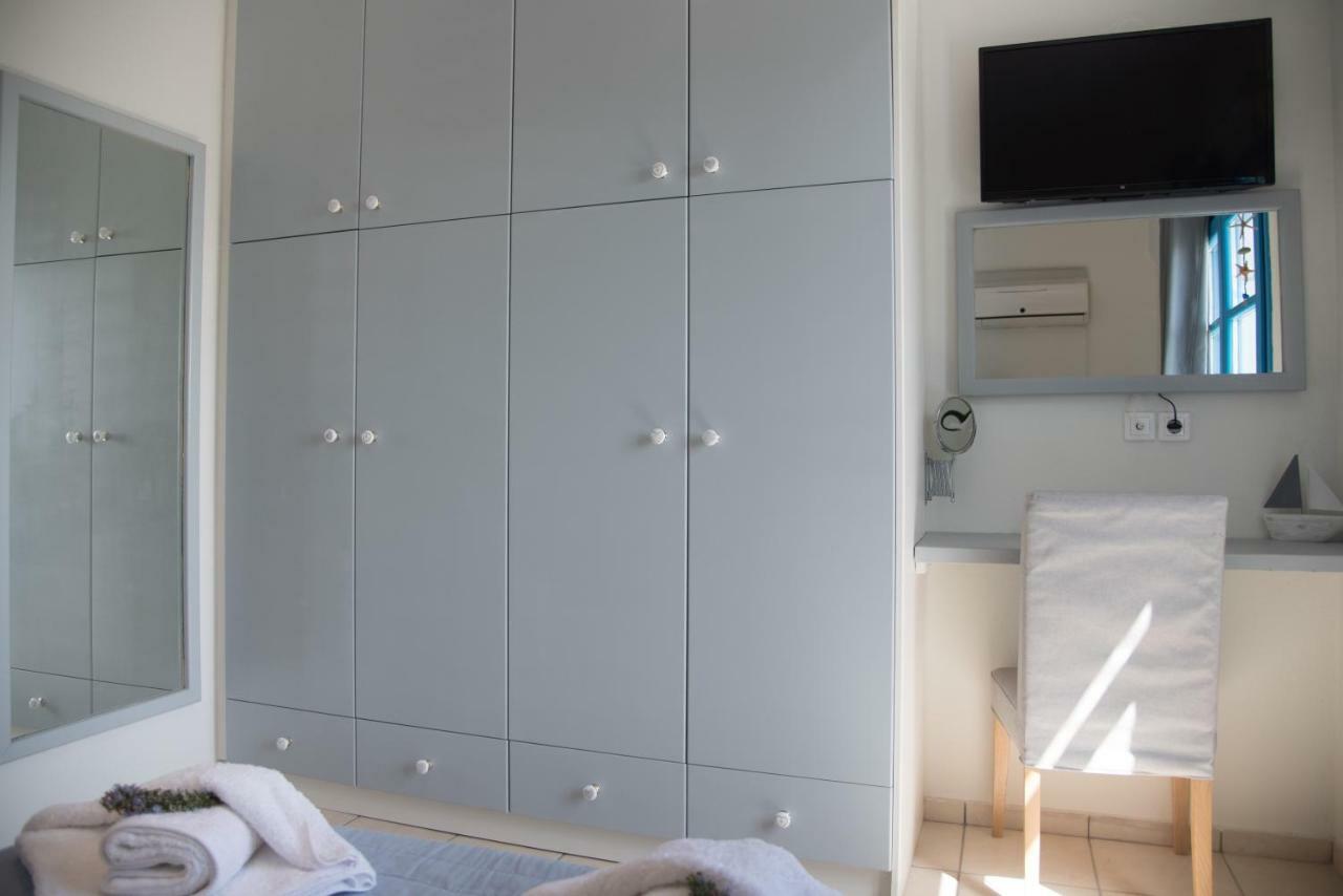 Just Blue With Amazing Sea Views In Piso Livadi 빌라 외부 사진